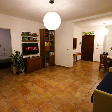 Area 52 Storia Ed Eleganza Vicino Ai Teatri Palermo Zewnętrze zdjęcie